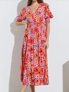 Pink Floral Puff-Sleeve Smocked Midi Dress